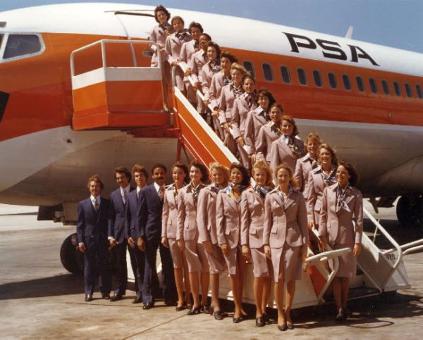 4831190365_11d7431ee1_b_flight-attendant - Destination Specialists ...